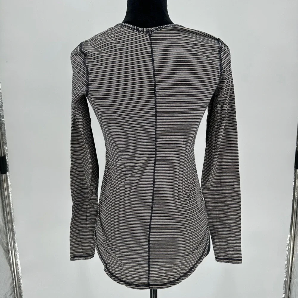 Lululemon Yogini 5 Year Long Sleeve Tee Black Striped Lightweight Pima‎ Cotton 2